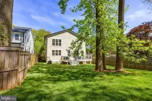 9309 Lindale Dr, Bethesda, MD 20817 - Photo 29