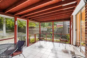 6216 Rockhurst Rd, Bethesda, MD 20817 - Photo 19