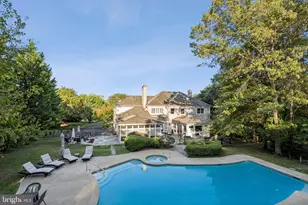 10708 Stapleford Hall Dr, Potomac, MD 20854 - Photo 3