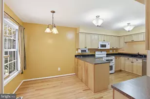 8341 Marketree Cir, Montgomery Village, MD 20886 - Photo 11