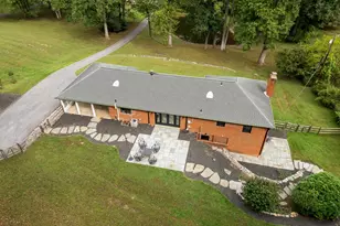 1325 Patuxent Dr, Ashton, MD 20861 - Photo 9