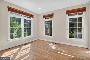 9914 Woodford, Potomac, MD 20854 - Photo 31