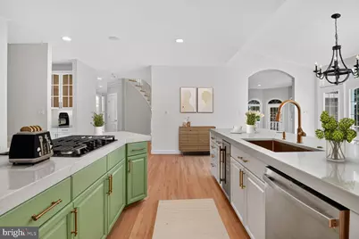 9914 Woodford, Potomac, MD 20854 - Photo 19