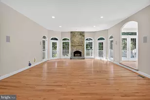 9914 Woodford, Potomac, MD 20854 - Photo 33