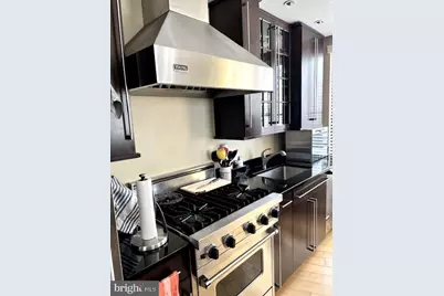 7710 Woodmont Avenue NE #911, Bethesda, MD 20814 - Photo 7