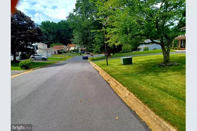 17 Blackburn Court, Burtonsville, MD 20866 - Photo 13