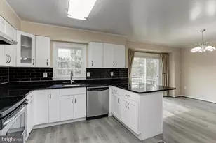 10107 Galsworthy Pl, Bethesda, MD 20817 - Photo 23