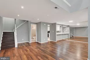 8812 Sturbridge Pl, Montgomery Village, MD 20886 - Photo 7