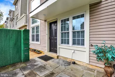 8812 Sturbridge Place, Montgomery Village, MD 20886 - Photo 3