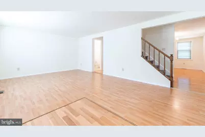 12136 Bentridge Place, Potomac, MD 20854 - Photo 5