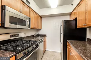 4801 Fairmont Ave, Bethesda, MD 20814 - Photo 5