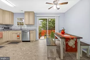 7507 Elioak Terrace, Gaithersburg, MD 20879 - Photo 7