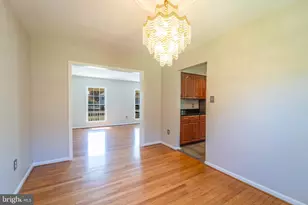 3528 Turbridge Dr, Burtonsville, MD 20866 - Photo 9