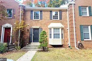 7 Plum Grove Way, Gaithersburg, MD 20878 - Photo 1