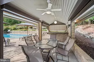 8917 Harvest Square Ct, Potomac, MD 20854 - Photo 85