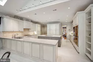 8917 Harvest Square Ct, Rockville, MD 20854 - Photo 17