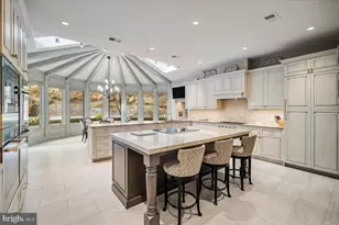 8917 Harvest Square Ct, Potomac, MD 20854 - Photo 7