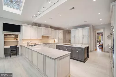 8917 Harvest Square Court, Rockville, MD 20854 - Photo 13