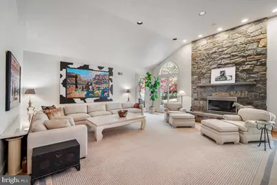 8917 Harvest Square Court, Rockville, MD 20854 - Photo 7