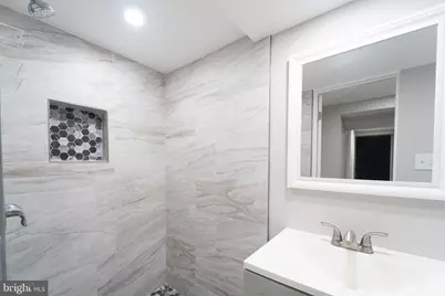 9211 Bells Mill Road, Potomac, MD 20854 - Photo 27