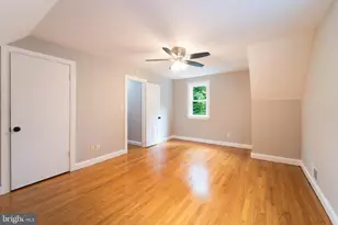 9211 Bells Mill Rd, Potomac, MD 20854 - Photo 23