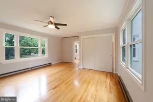 9211 Bells Mill Rd, Potomac, MD 20854 - Photo 15