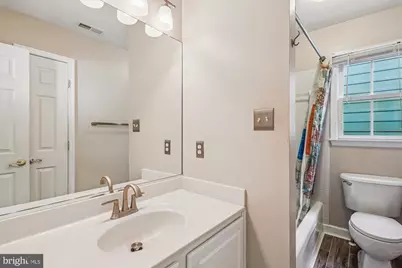 664 Lake Varuna Mews, Gaithersburg, MD 20878 - Photo 33