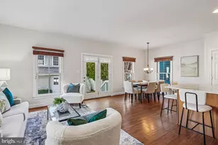 664 Lake Varuna Mews, Gaithersburg, MD 20878 - Photo 7