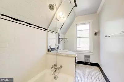 111 Grove Avenue, Washington Grove, MD 20880 - Photo 31