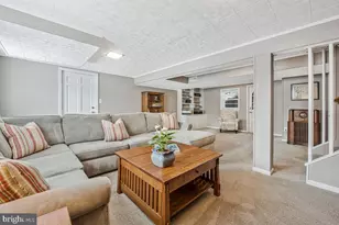 5811 Ridgefield Rd, Bethesda, MD 20816 - Photo 29