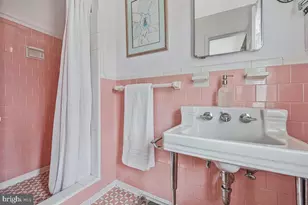 5811 Ridgefield Rd, Bethesda, MD 20816 - Photo 23