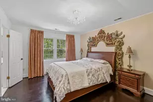 10900 Tara Rd, Potomac, MD 20854 - Photo 21