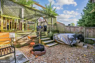 30 Spring St, Gaithersburg, MD 20877 - Photo 31