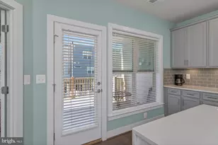 819 Rockwell Ave, Gaithersburg, MD 20878 - Photo 17