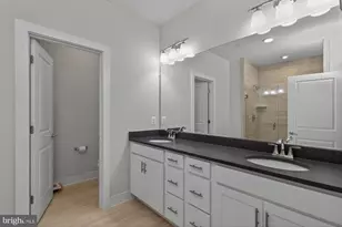 819 Rockwell Ave, Gaithersburg, MD 20878 - Photo 27