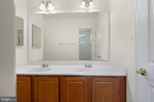 10604 Maplecrest, Potomac, MD 20854 - Photo 49