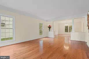 10604 Maplecrest, Potomac, MD 20854 - Photo 11