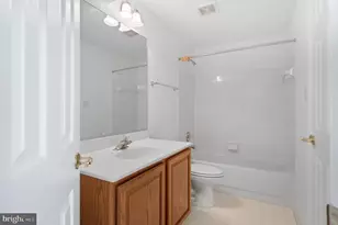 10604 Maplecrest, Potomac, MD 20854 - Photo 59