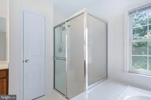 10604 Maplecrest, Potomac, MD 20854 - Photo 41