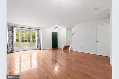 18508 Crabapple Place, Gaithersburg, MD 20879 - Photo 3