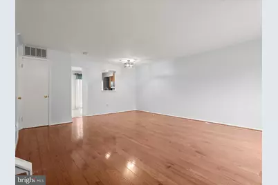 18508 Crabapple Place, Gaithersburg, MD 20879 - Photo 5