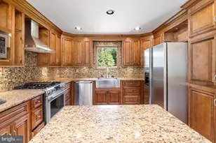 15729 Holly Grove Rd, Silver Spring, MD 20905 - Photo 13