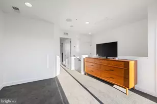 16215 Decker Pl, Rockville, MD 20855 - Photo 35