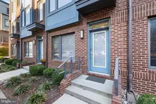 16215 Decker Pl, Rockville, MD 20855 - Photo 5