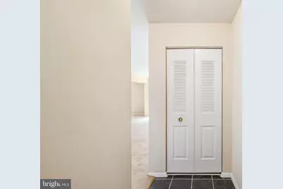 18610 Walkers Choice Road #18610, Gaithersburg, MD 20886 - Photo 3