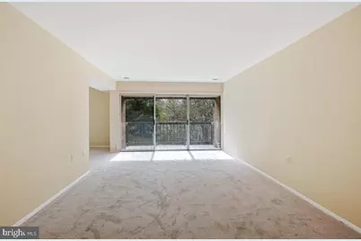 18610 Walkers Choice Road #18610, Gaithersburg, MD 20886 - Photo 5