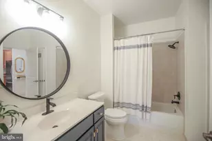 8045 Newell St, Silver Spring, MD 20910 - Photo 13