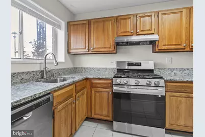 10613 Montrose Avenue #4, Bethesda, MD 20814 - Photo 17