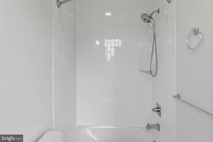 16199 Columbus Ave, Rockville, MD 20855 - Photo 27