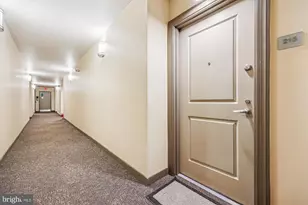 8045 Newell St, Silver Spring, MD 20910 - Photo 9